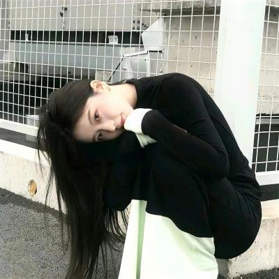 内部敌人 Hero 推荐封面